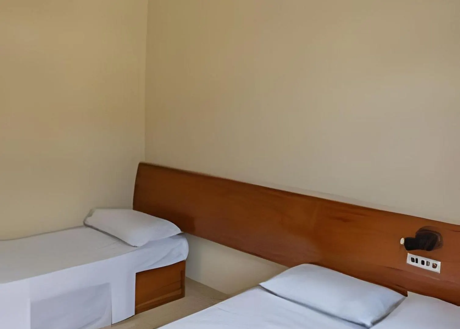 Taperapuan Beachfront Haven: Poolside Retreat with Wi-Fi Porto Seguro Brazil