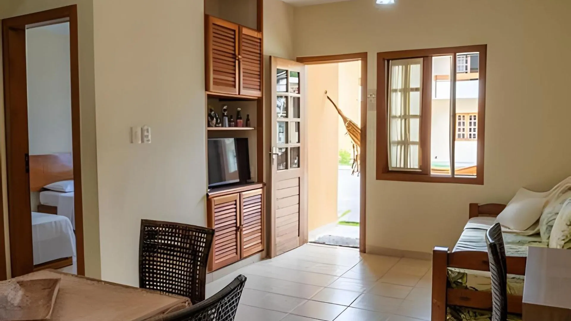 Taperapuan Beachfront Haven: Poolside Retreat with Wi-Fi Porto Seguro Brazil
